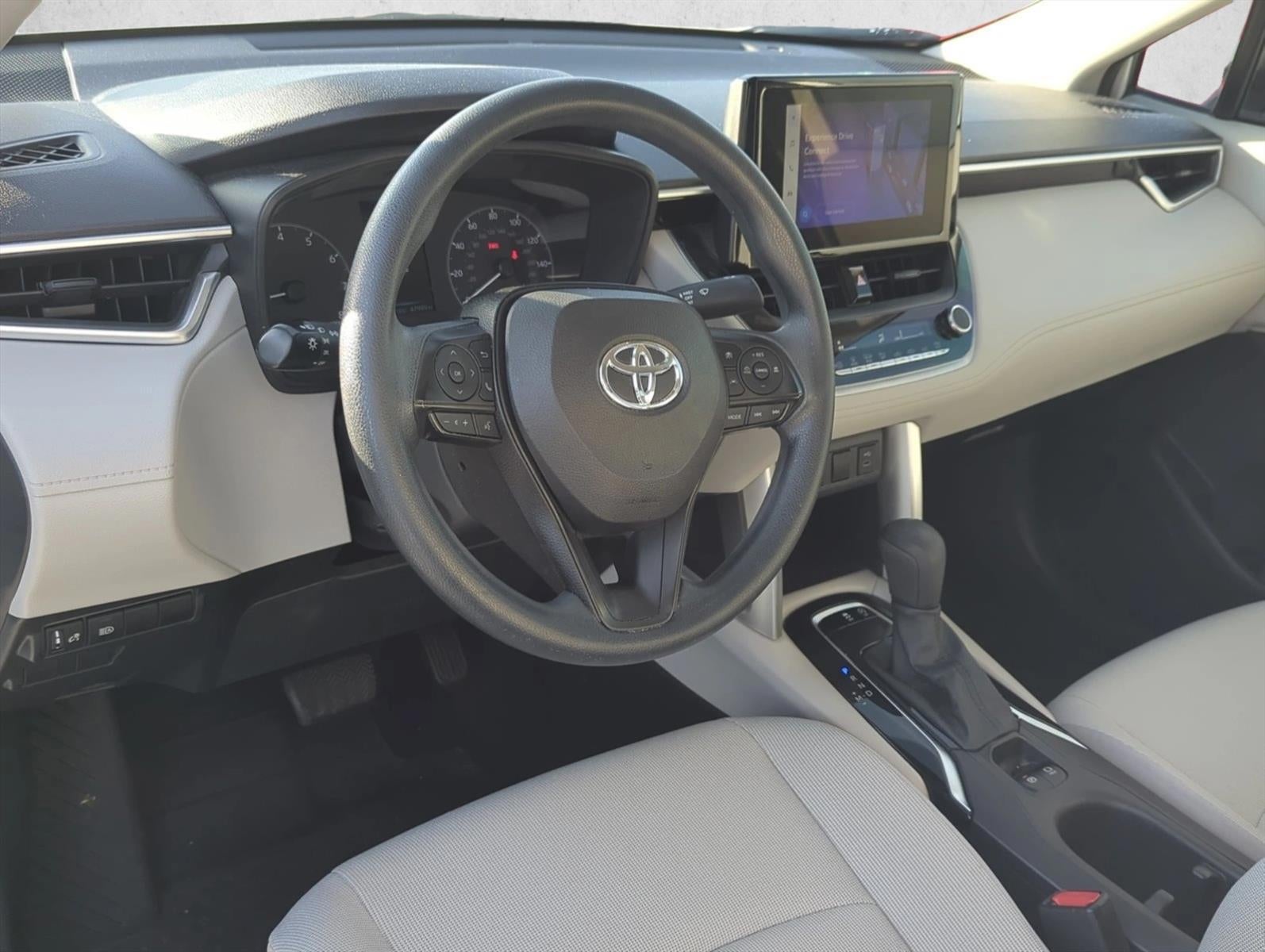 2023 Toyota Corolla Cross L 2WD (Natl)