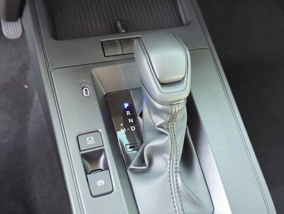 2026 Toyota Corolla Cross L 2WD (Natl)