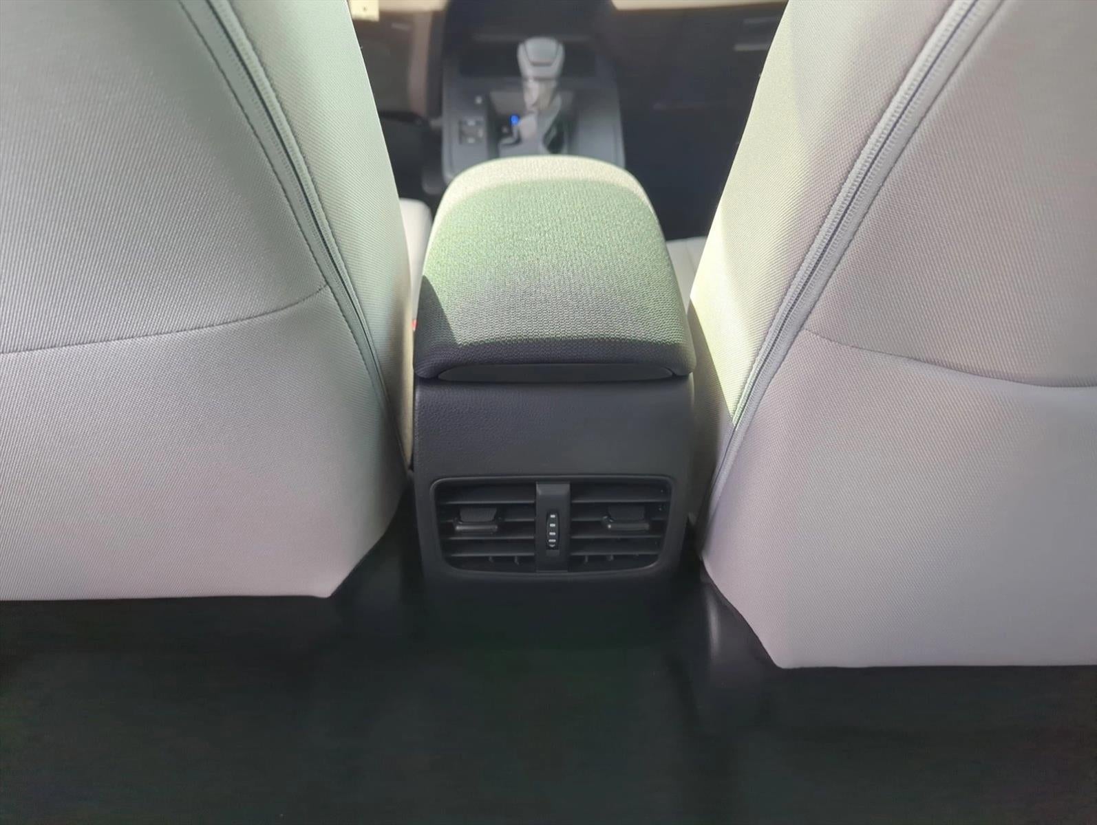 2026 Toyota Corolla Cross L 2WD (Natl)