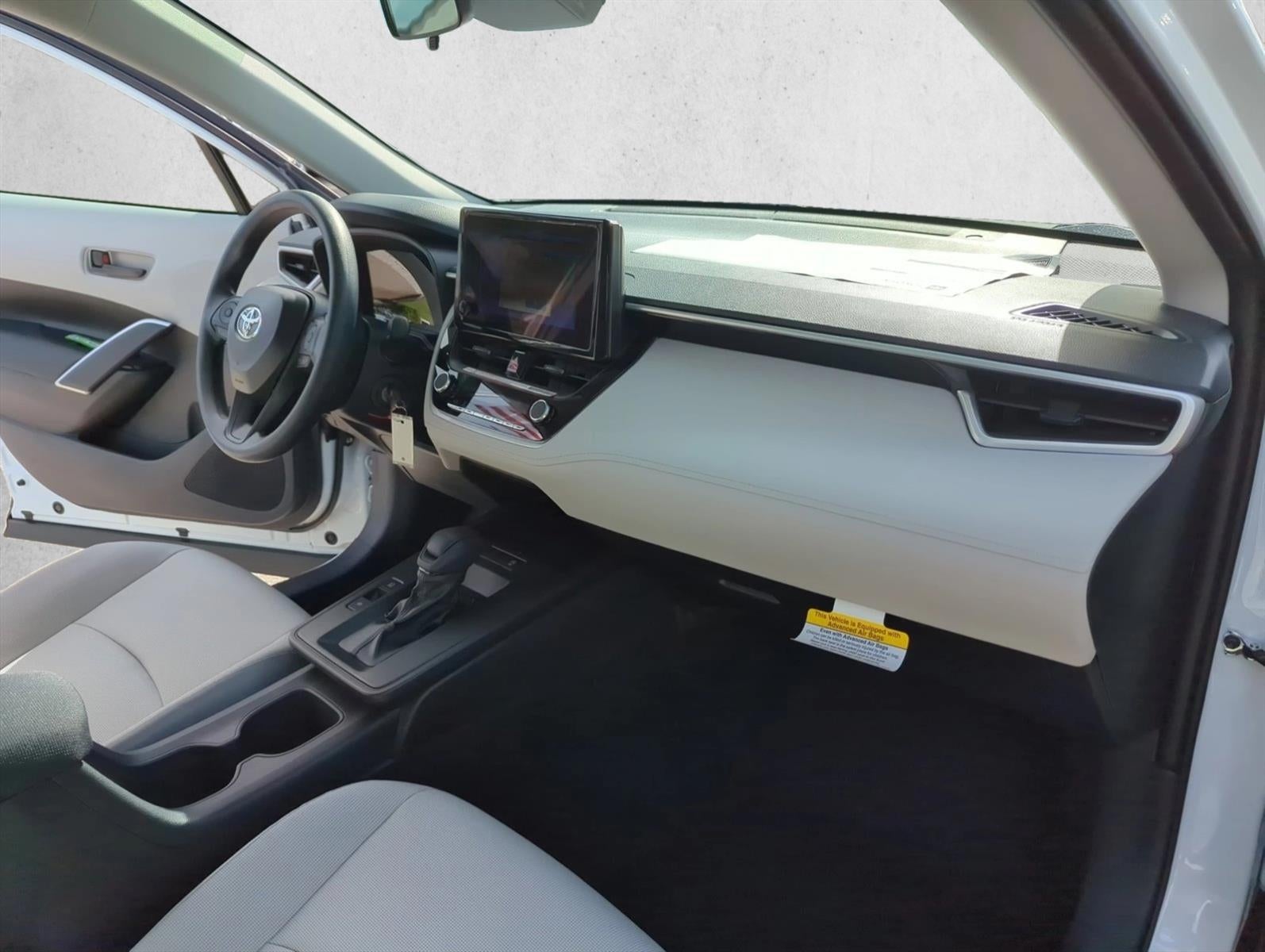 2026 Toyota Corolla Cross L 2WD (Natl)