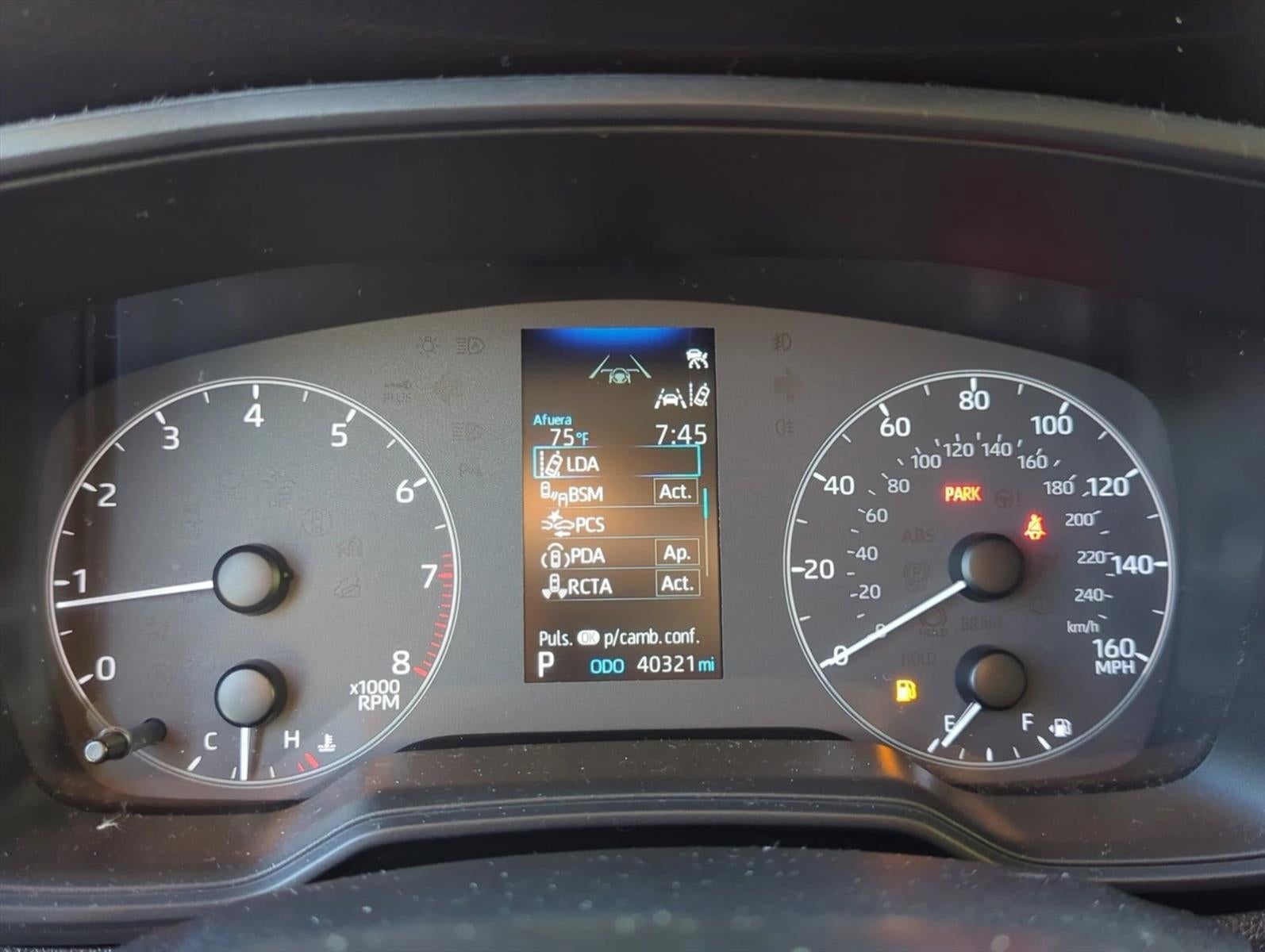 2024 Toyota Corolla Cross LE 2WD (Natl)