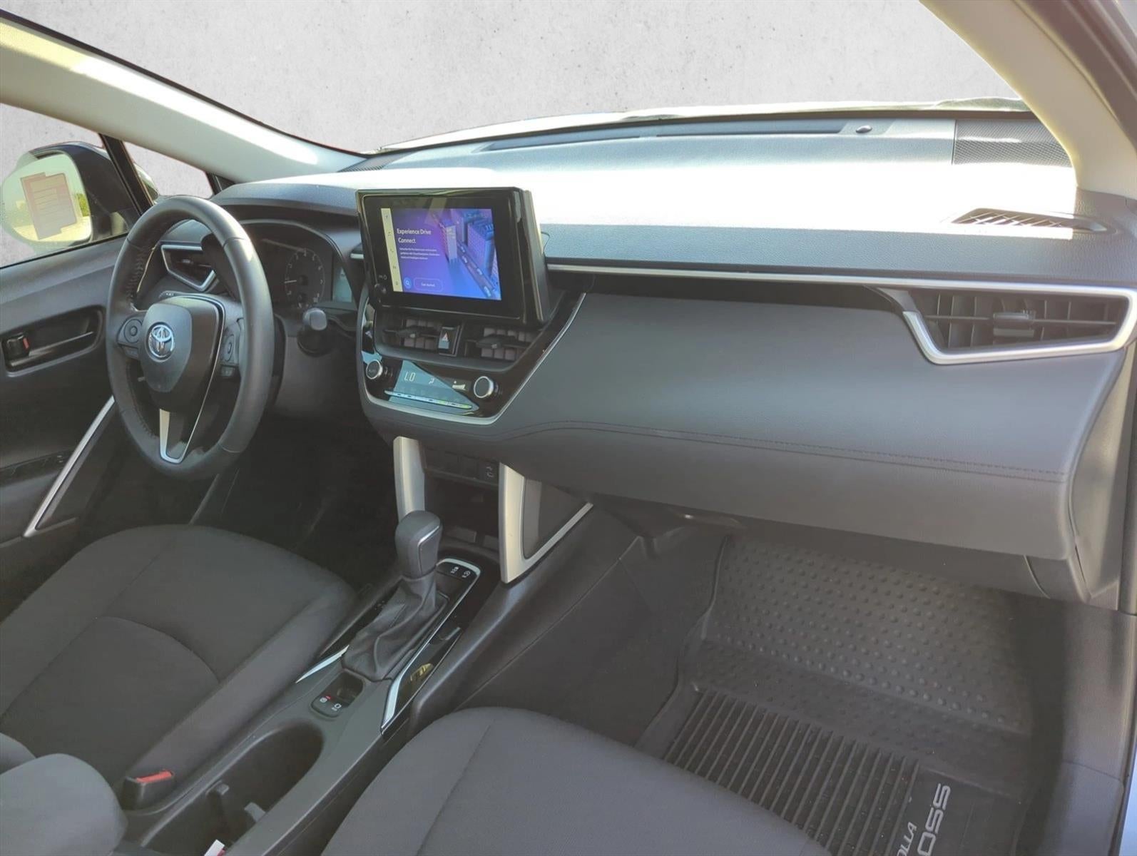 2025 Toyota Corolla Cross LE 2WD (Natl)