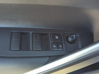 2025 Toyota Corolla Cross LE 2WD (Natl)