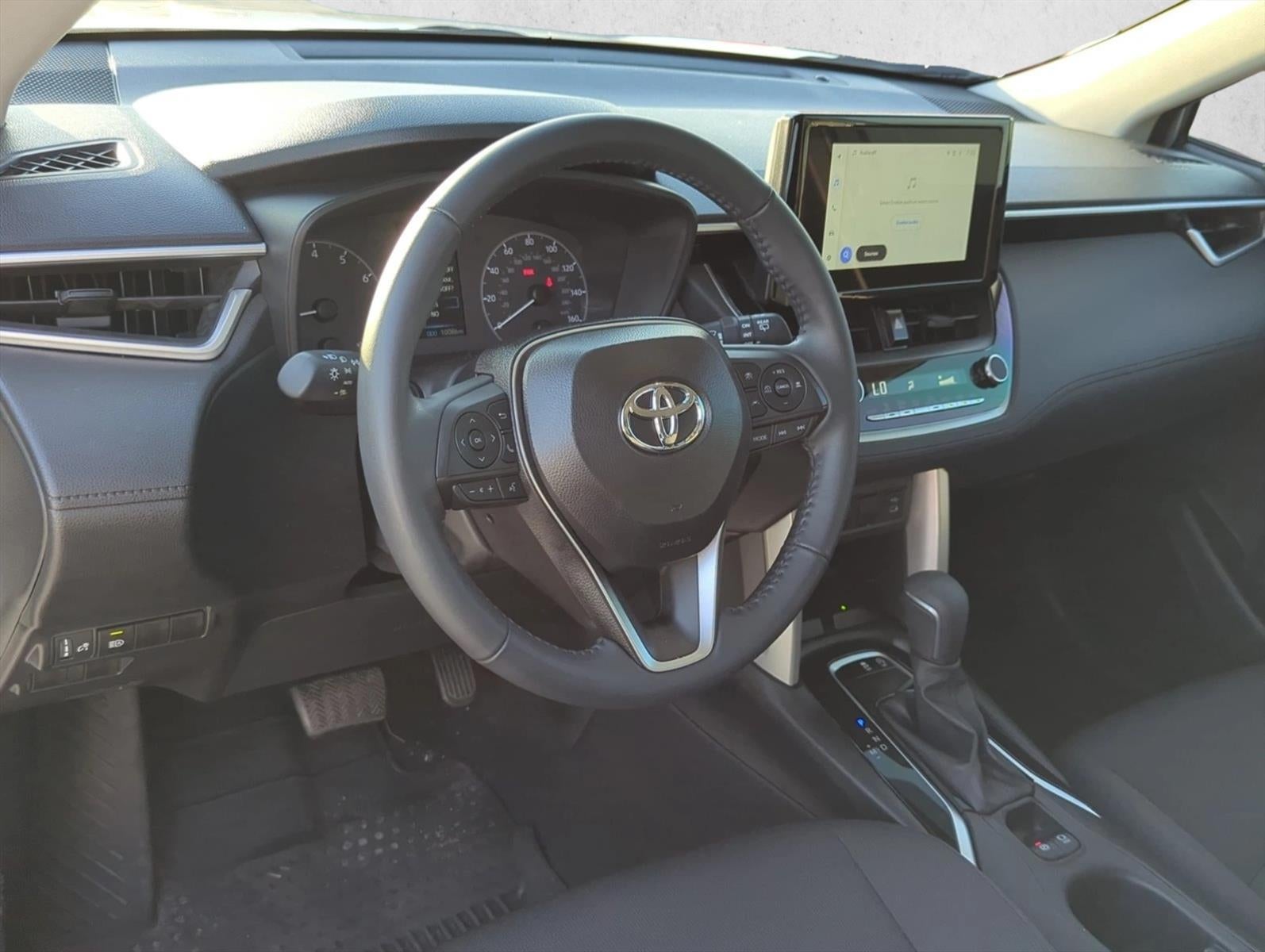 2025 Toyota Corolla Cross LE 2WD (Natl)