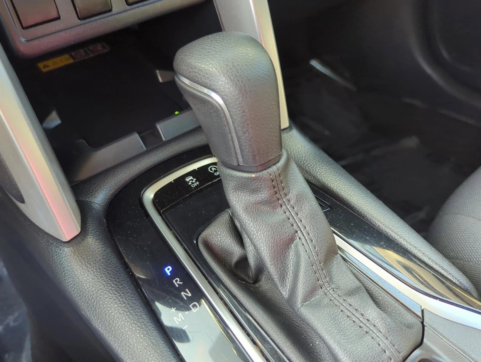 2024 Toyota Corolla Cross LE 4WD (Natl)