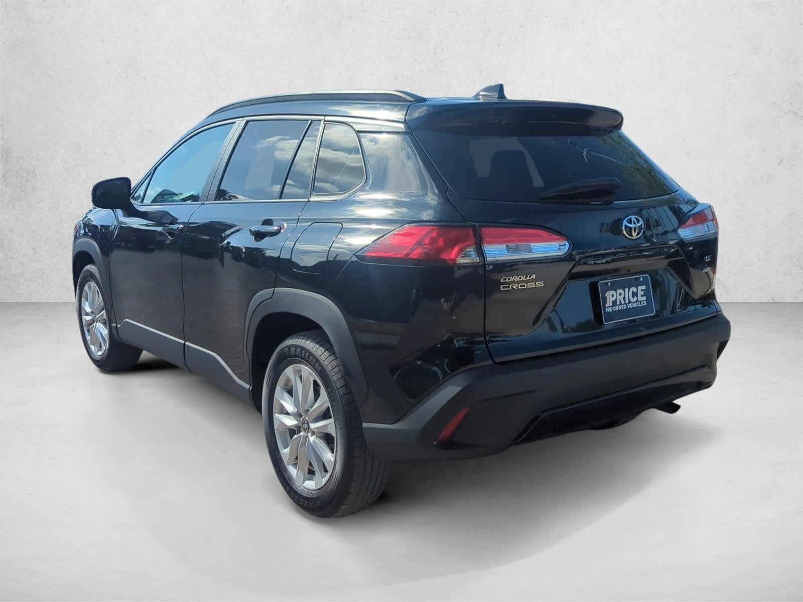 2024 Toyota Corolla Cross LE 4WD (Natl)