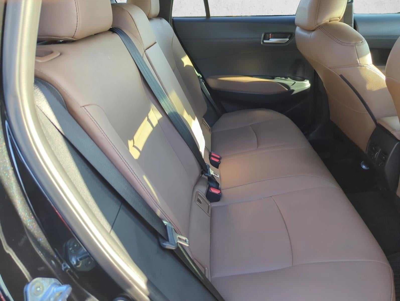2026 Toyota Corolla Cross XLE 4WD (Natl)