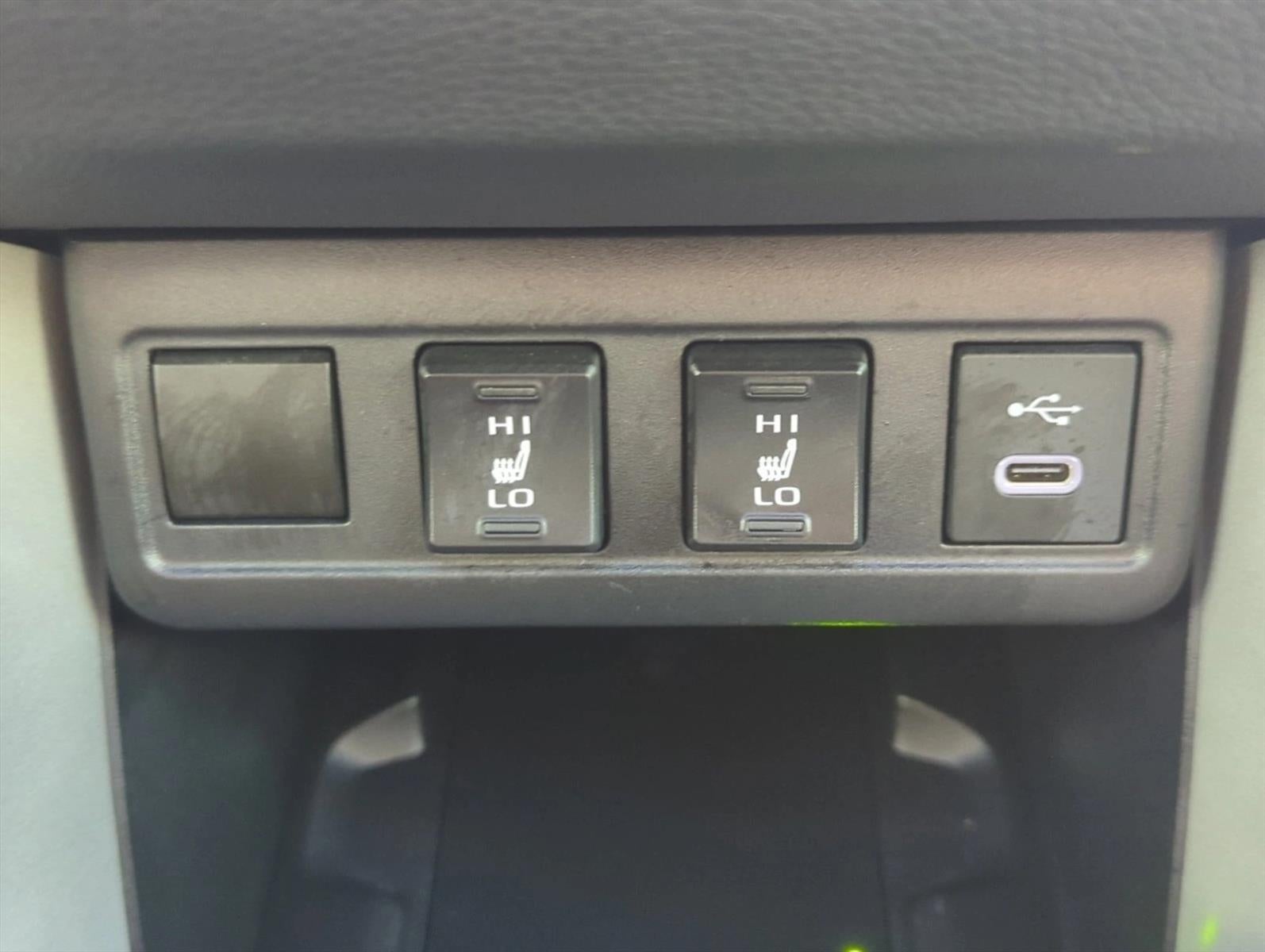 2025 Toyota Corolla Cross Hybrid XSE 4WD (Natl)