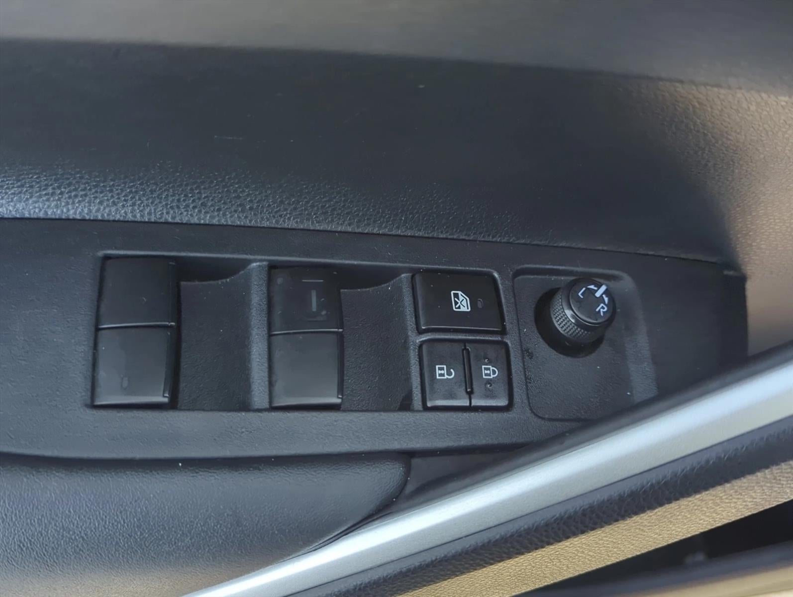 2024 Toyota Corolla Cross Hybrid S 4WD (Natl)