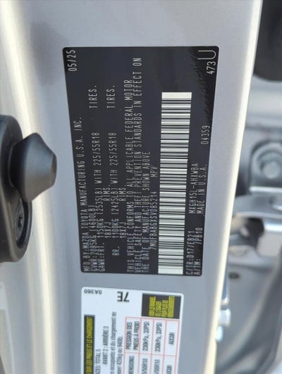 2025 Toyota Corolla Cross Hybrid XSE 4WD (Natl)