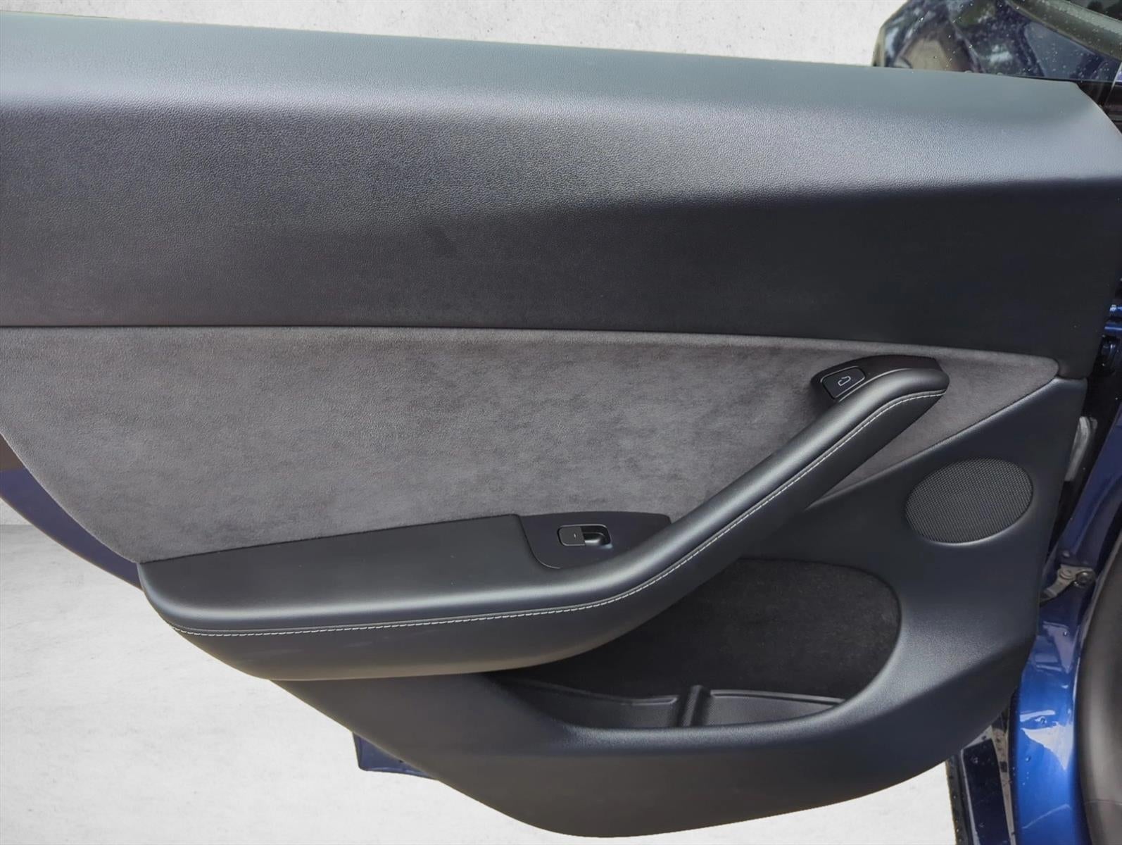 2024 Tesla Model Y Long Range AWD
