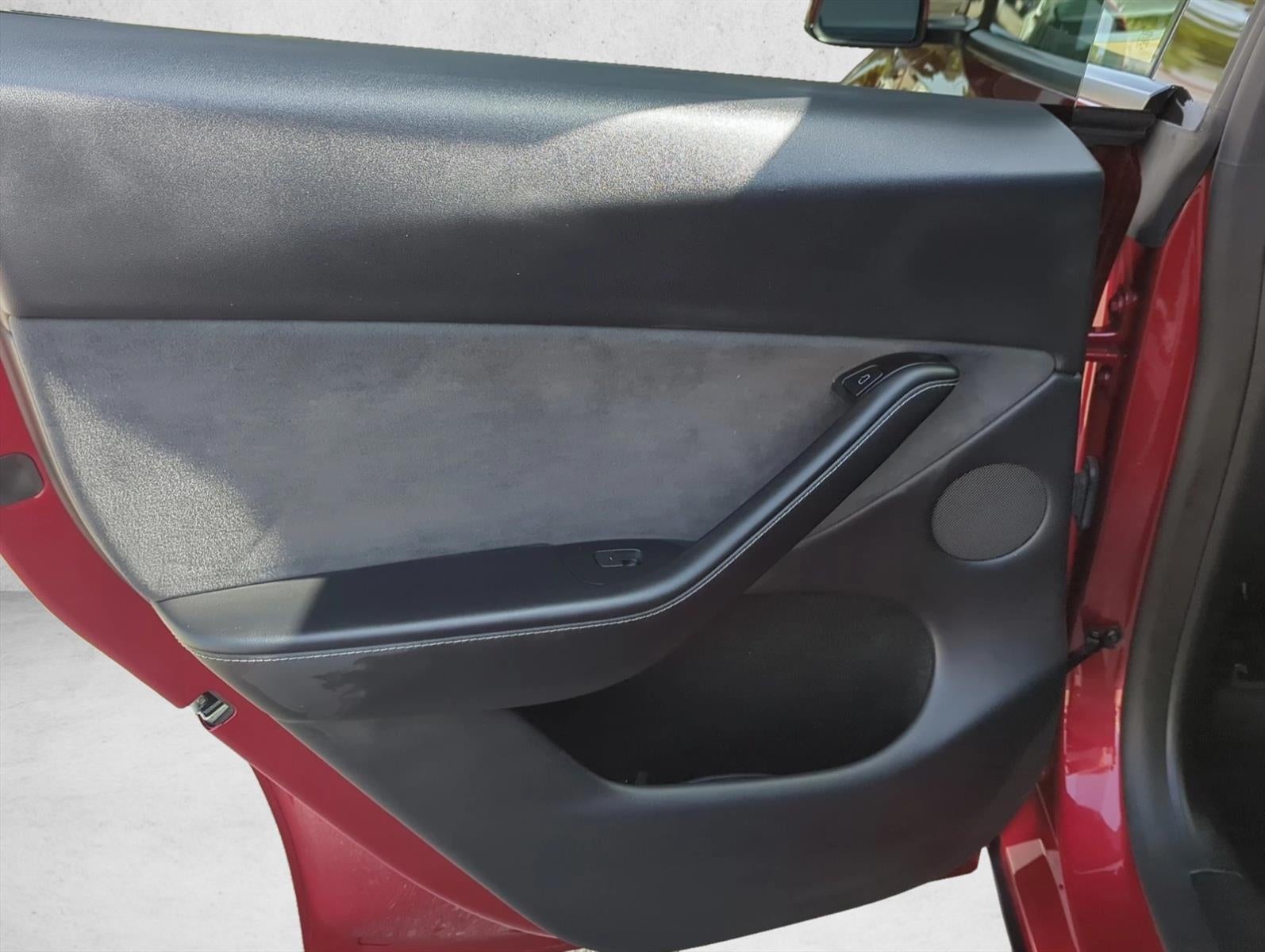 2025 Tesla Model Y Long Range AWD *Ltd Avail*