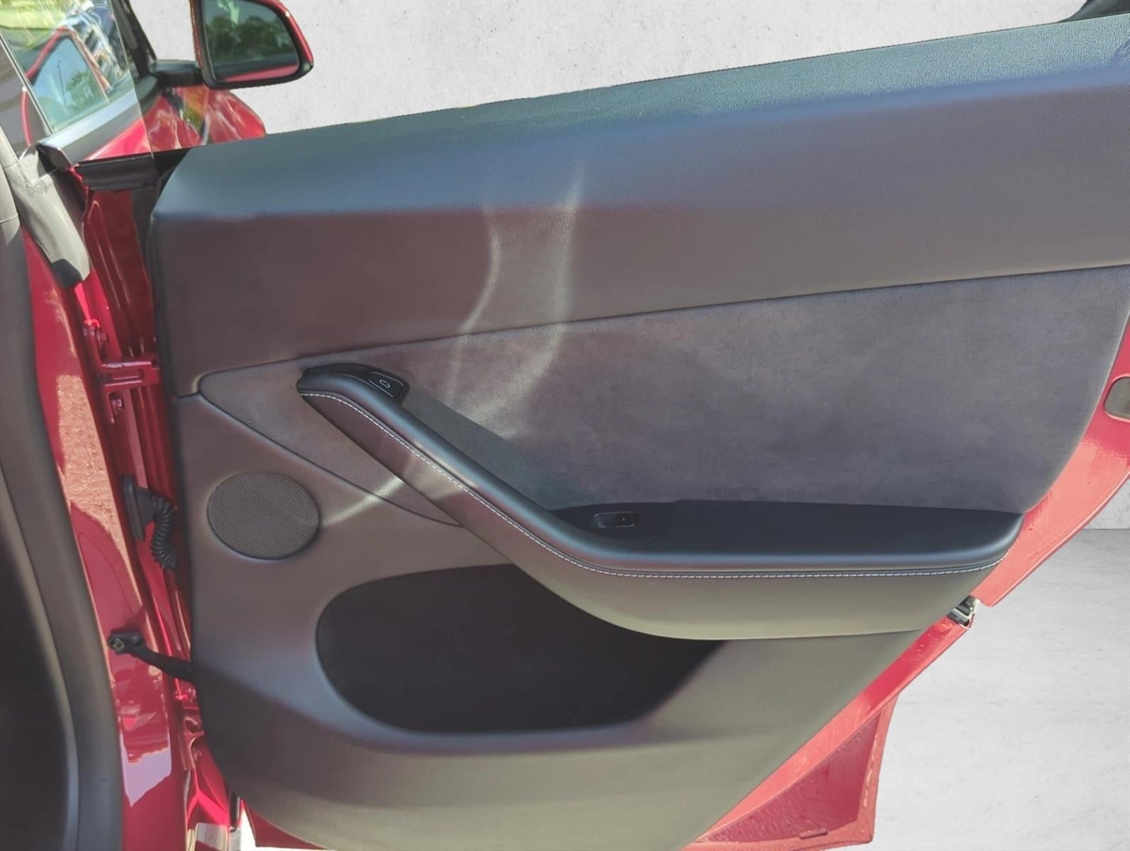 2025 Tesla Model Y Long Range AWD *Ltd Avail*