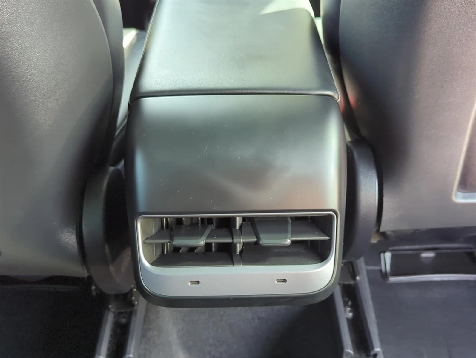 2025 Tesla Model Y Long Range AWD *Ltd Avail*