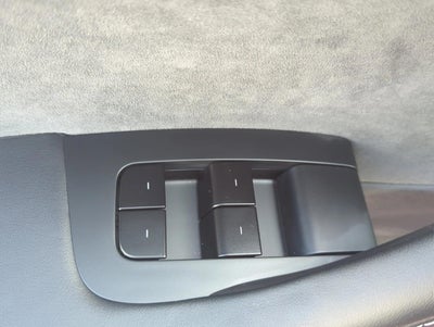 2025 Tesla Model Y Long Range AWD *Ltd Avail*