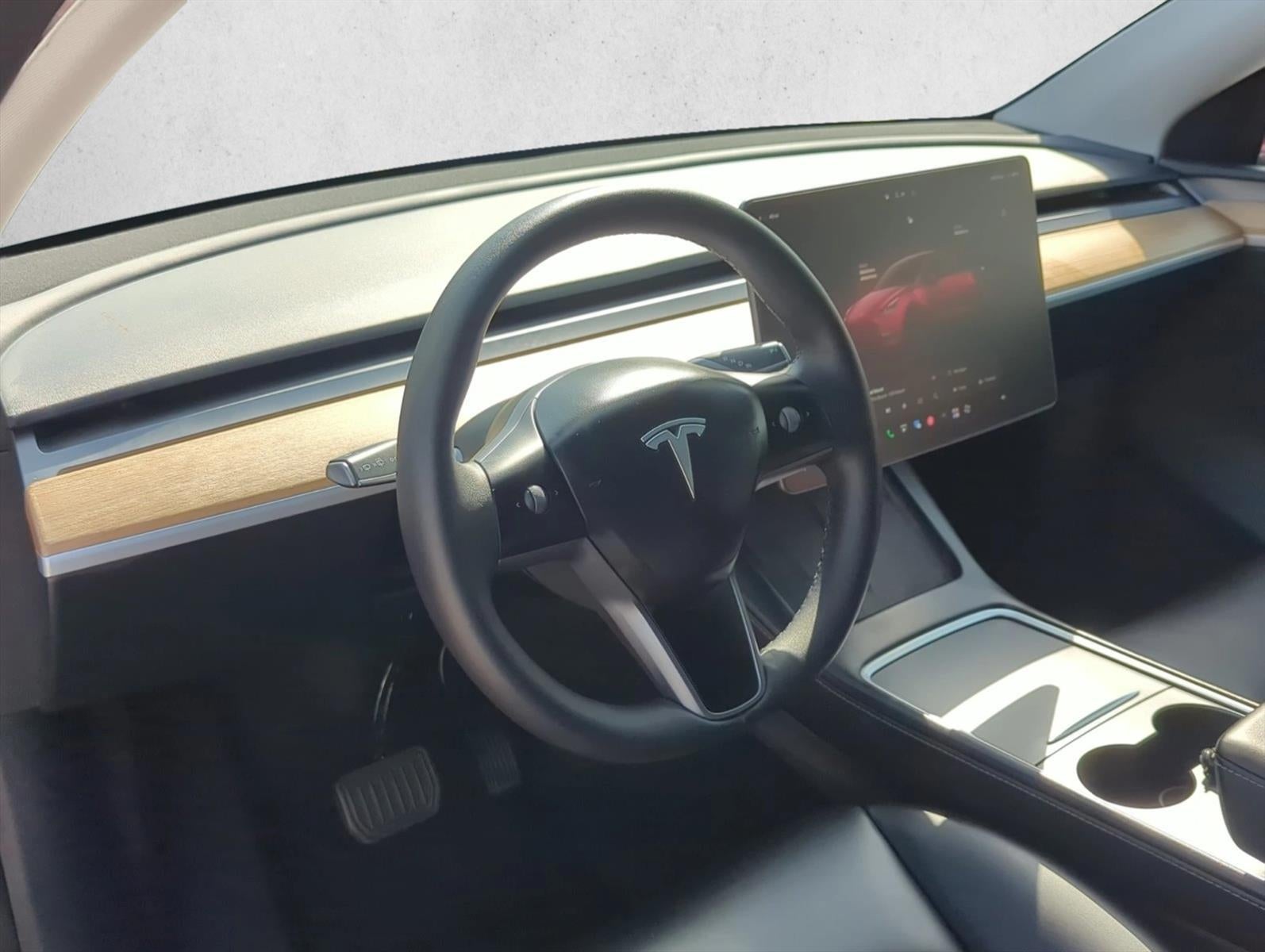 2025 Tesla Model Y Long Range AWD *Ltd Avail*