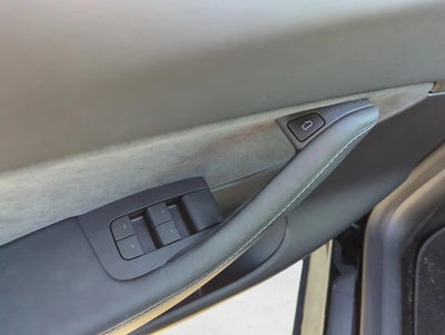2022 Tesla Model Y Performance AWD
