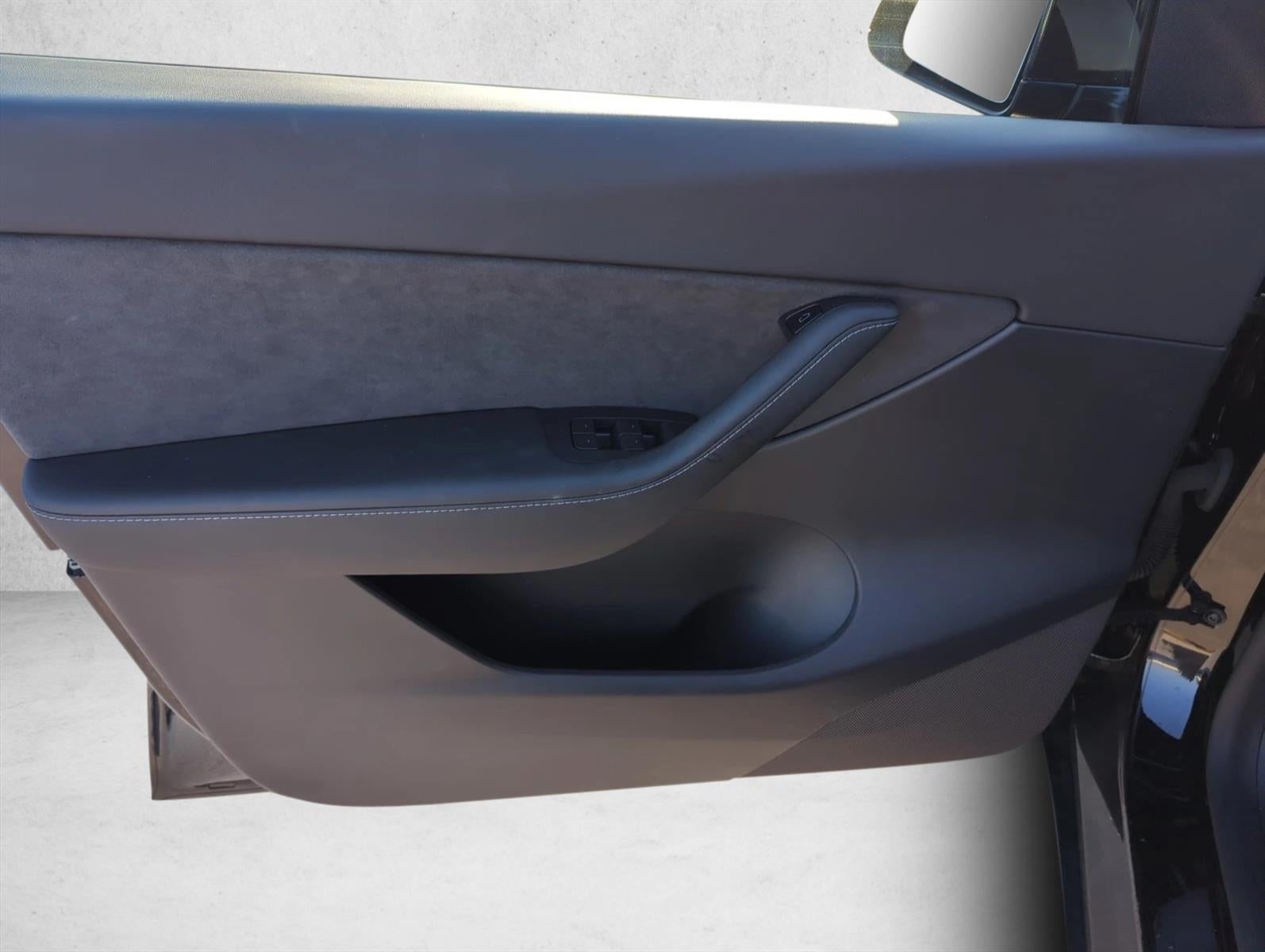2022 Tesla Model Y Performance AWD