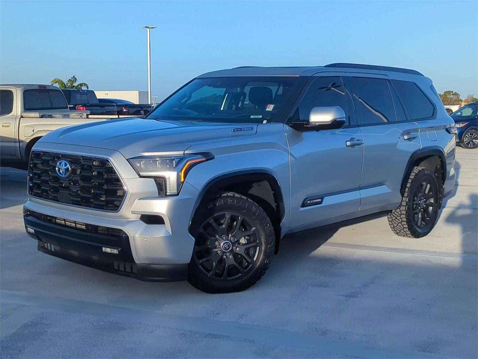 2023 Toyota Sequoia Platinum 4WD (Natl)