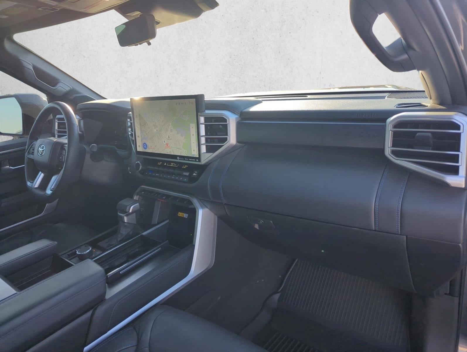 2024 Toyota Sequoia Platinum 4WD (Natl)
