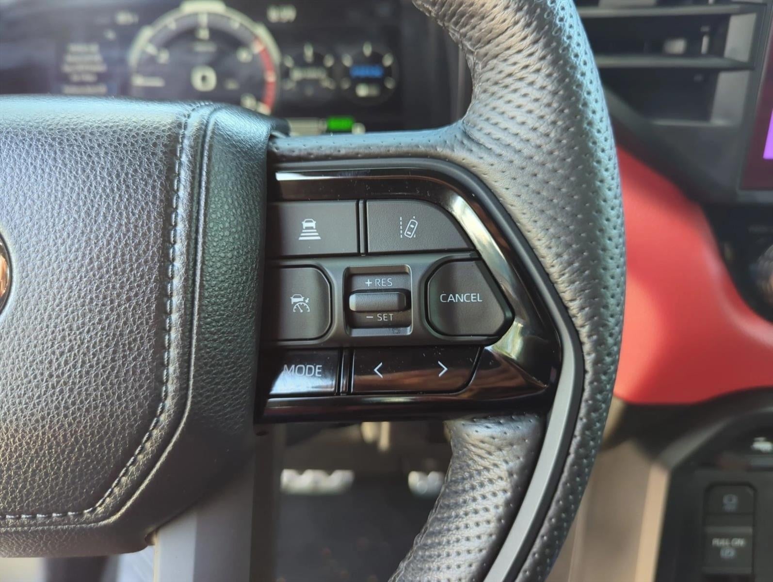 2024 Toyota Sequoia TRD Pro 4WD (Natl)