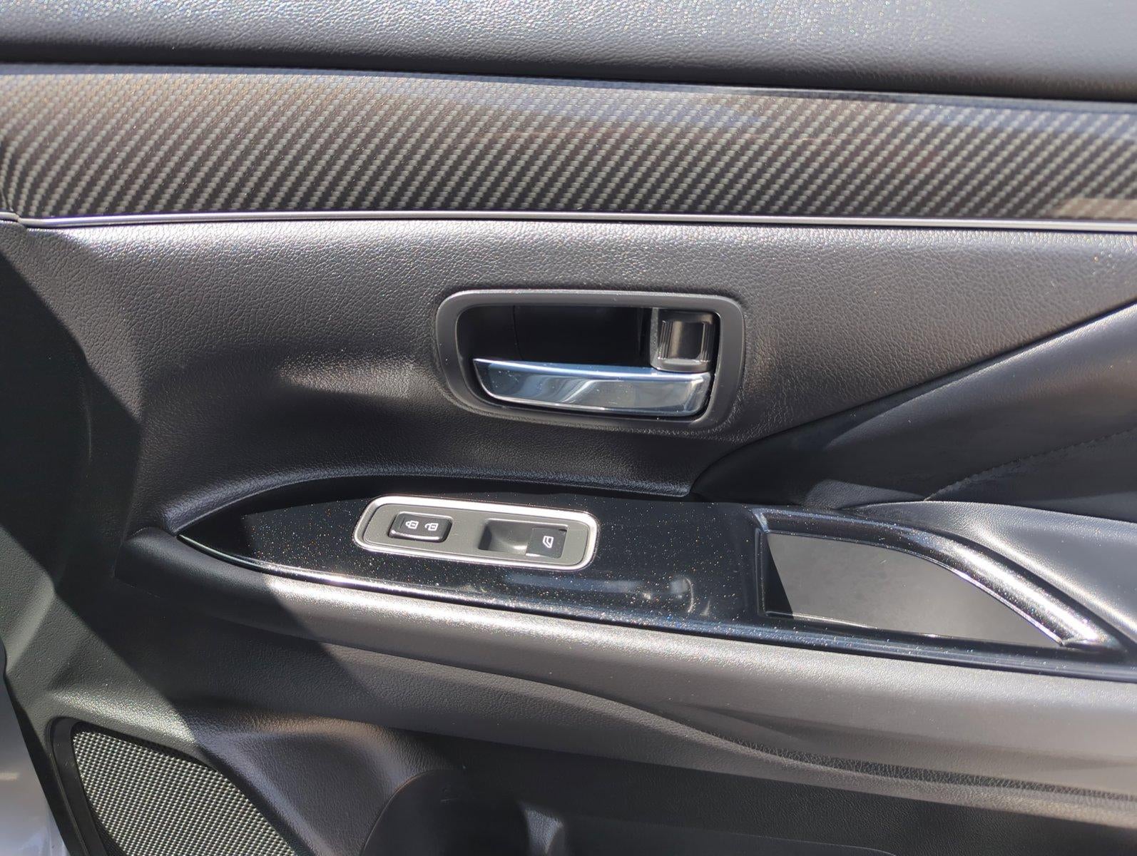 2022 Mitsubishi Outlander PHEV LE S-AWC