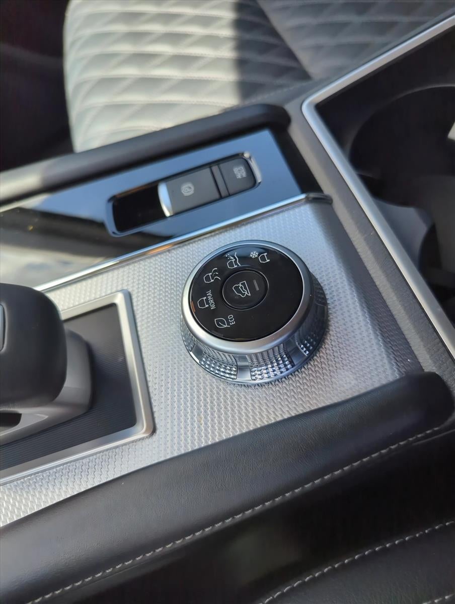 2022 Mitsubishi Outlander SEL FWD