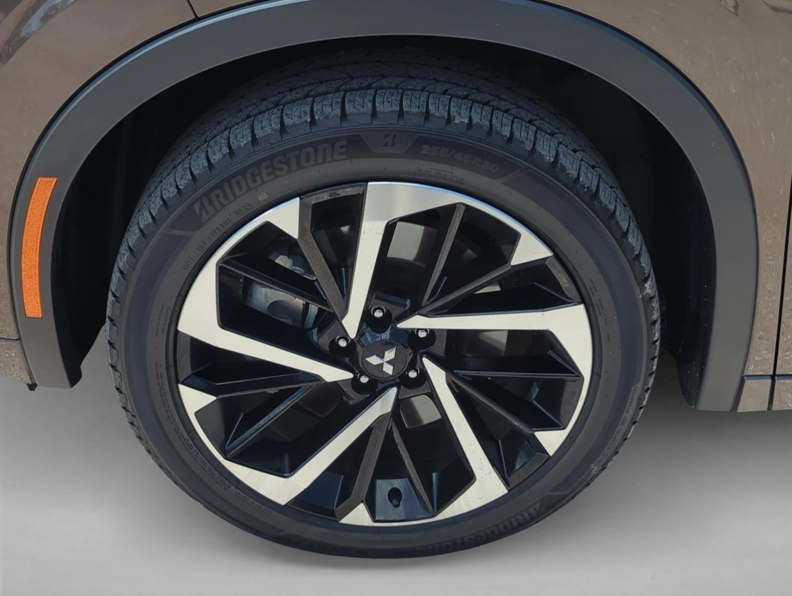 2022 Mitsubishi Outlander SEL FWD