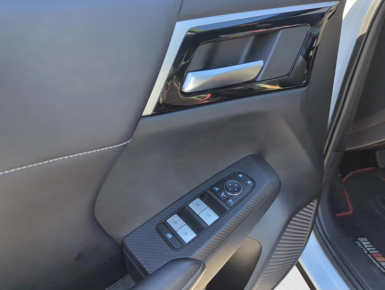 2023 Mitsubishi Outlander Ralliart S-AWC