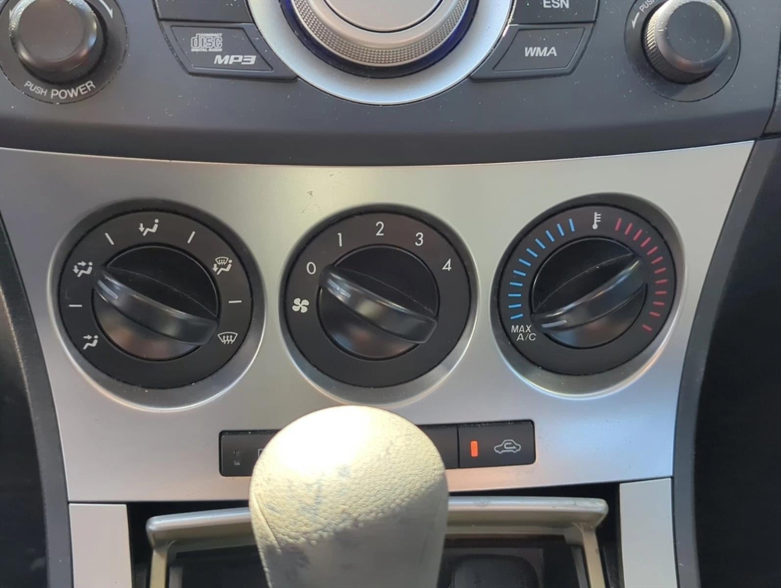 2011 Mazda Mazda3 4dr Sdn Auto i Touring