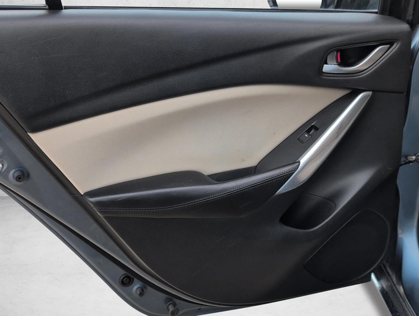 2015 Mazda Mazda6 4dr Sdn Auto i Sport