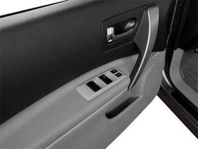 2012 Nissan Rogue FWD 4dr SL