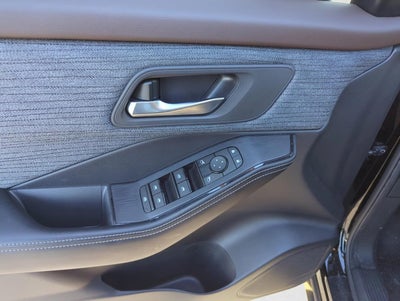 2023 Nissan Rogue FWD SV