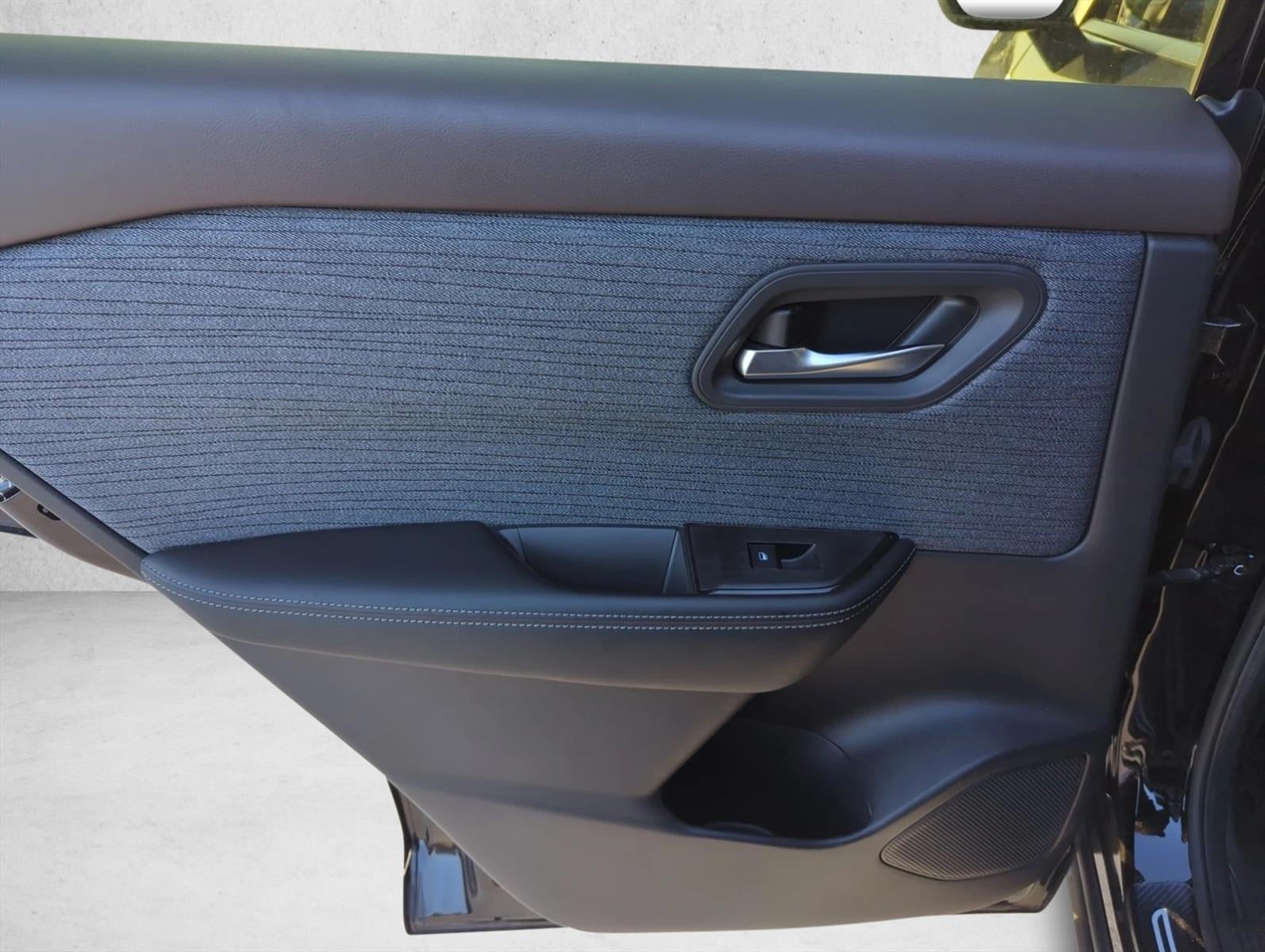 2023 Nissan Rogue FWD SV
