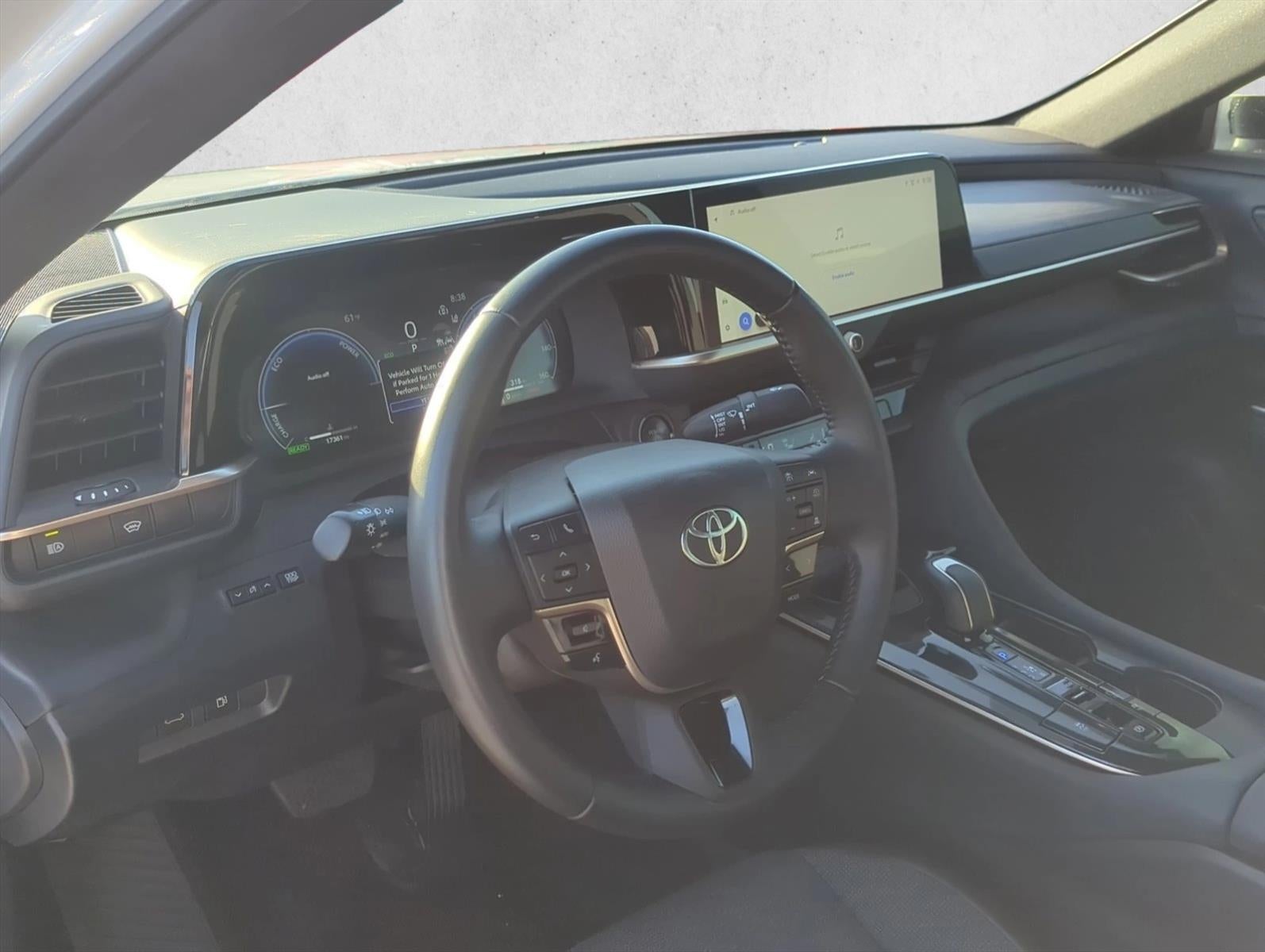 2024 Toyota Crown XLE AWD (Natl)