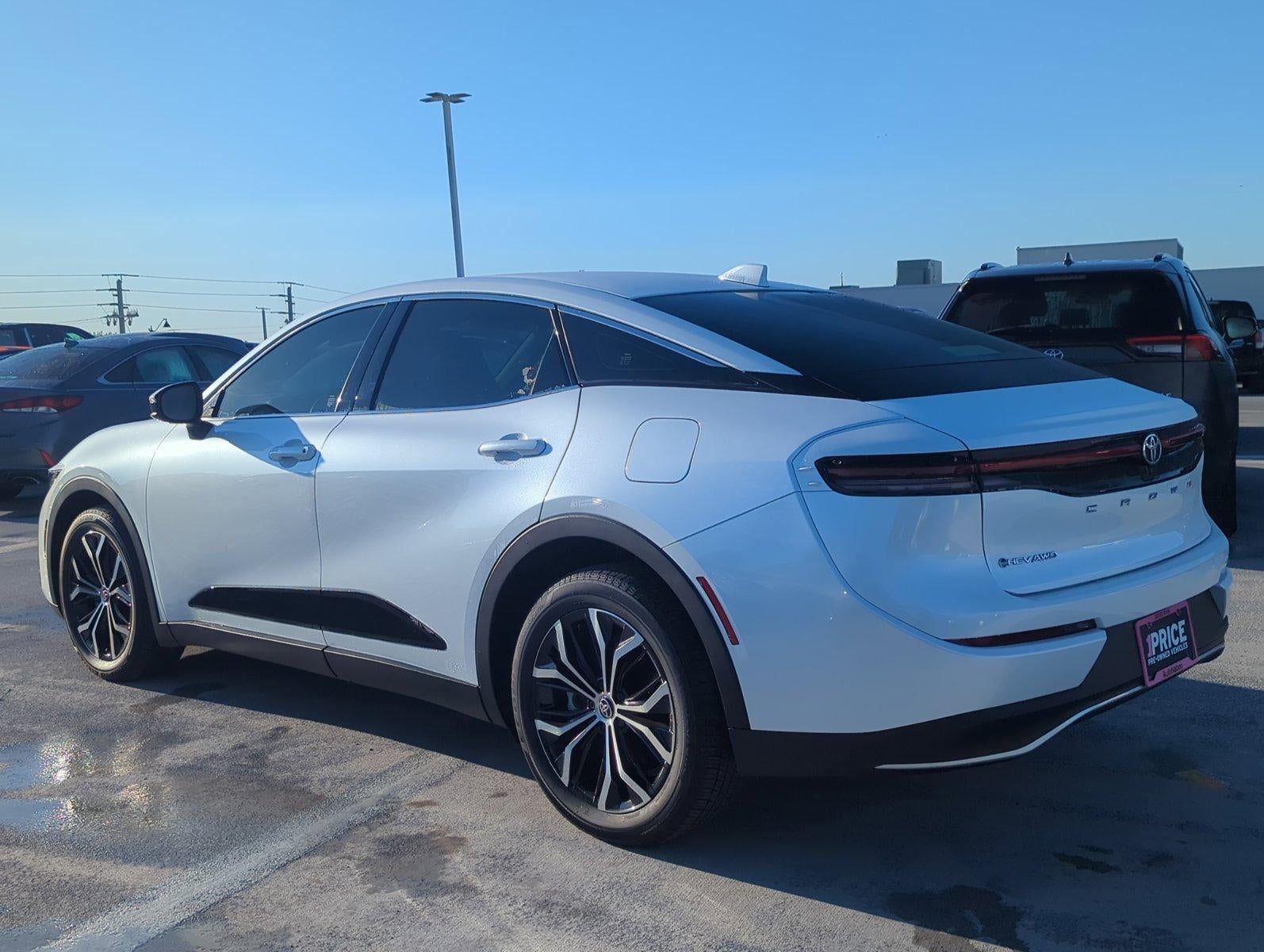 2024 Toyota Crown XLE AWD (Natl)