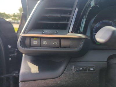 2025 Toyota Crown Signia Limited AWD (Natl)