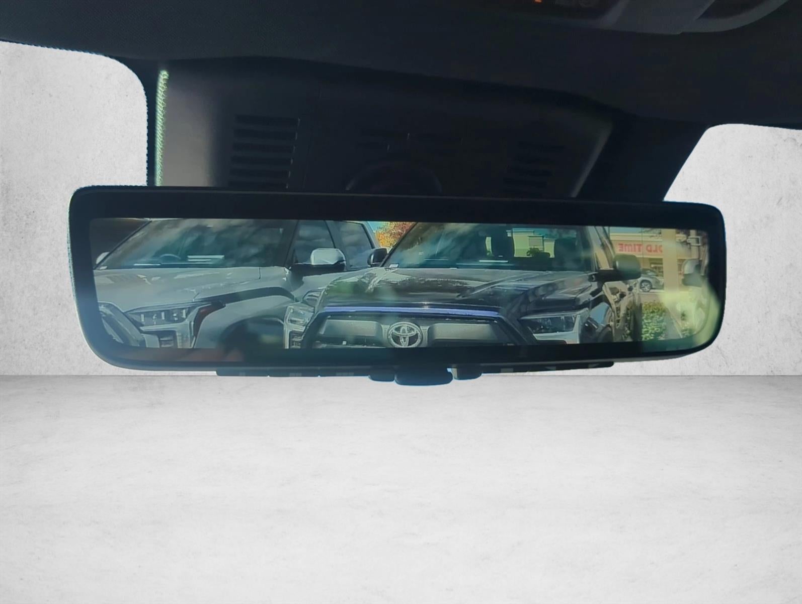 2025 Toyota Crown Signia Limited AWD (Natl)