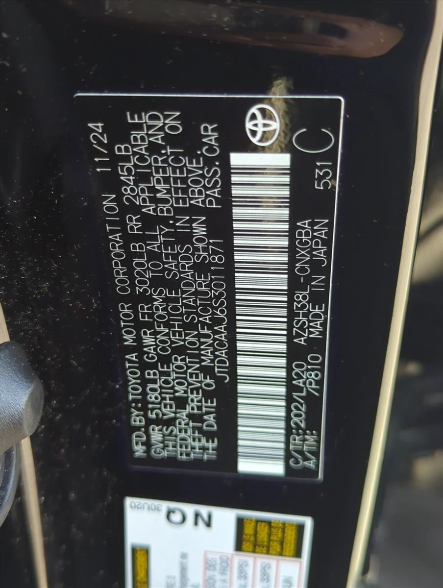 2025 Toyota Crown Signia Limited AWD (Natl)