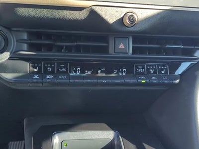 2026 Toyota Crown Signia Limited AWD (Natl)