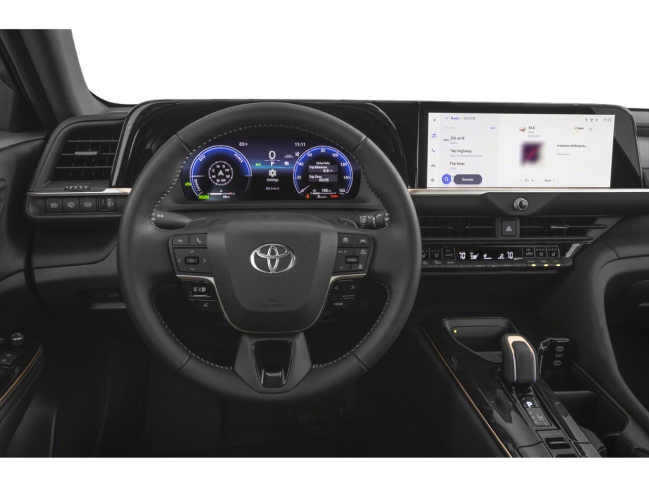 2025 Toyota Crown Signia XLE AWD (Natl)