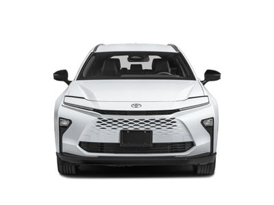 2025 Toyota Crown Signia XLE AWD (Natl)