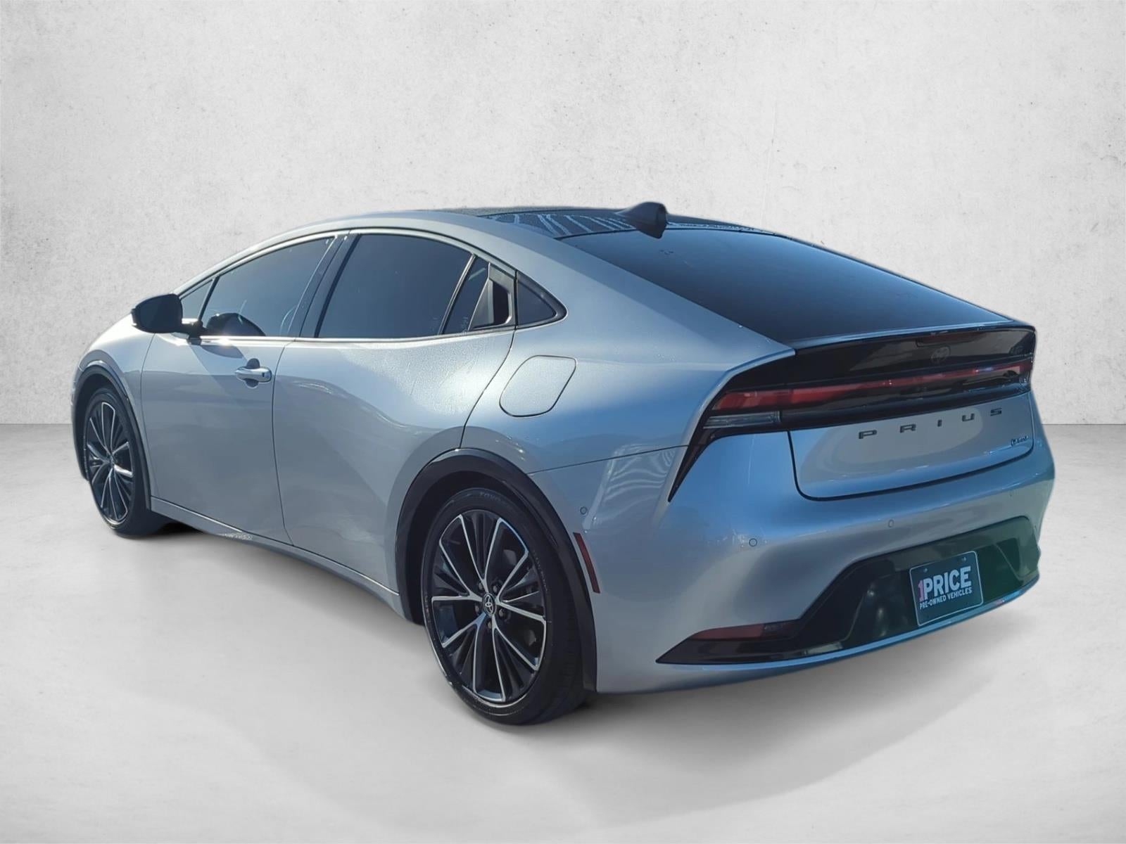 2024 Toyota Prius Limited (Natl)