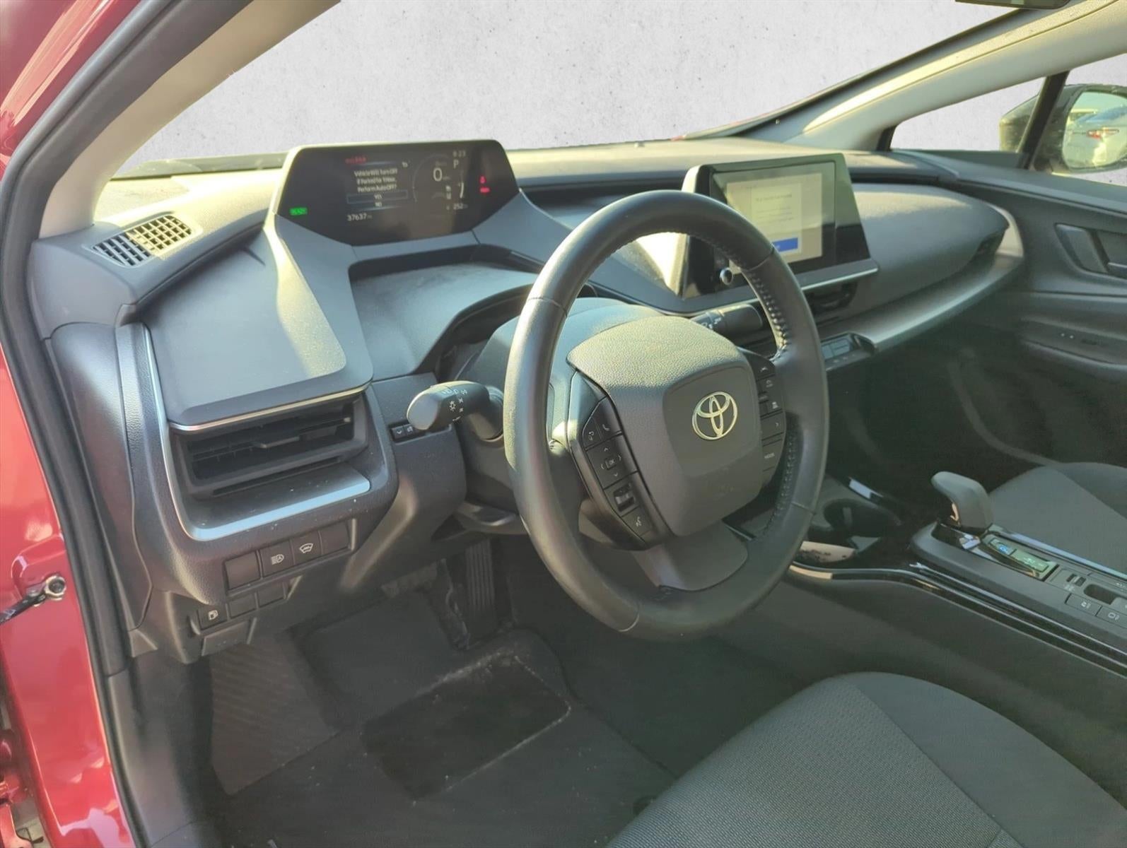 2025 Toyota Prius LE (Natl)