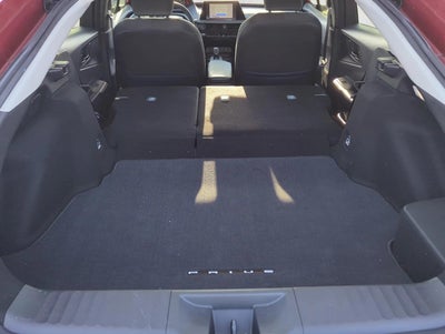 2025 Toyota Prius LE (Natl)
