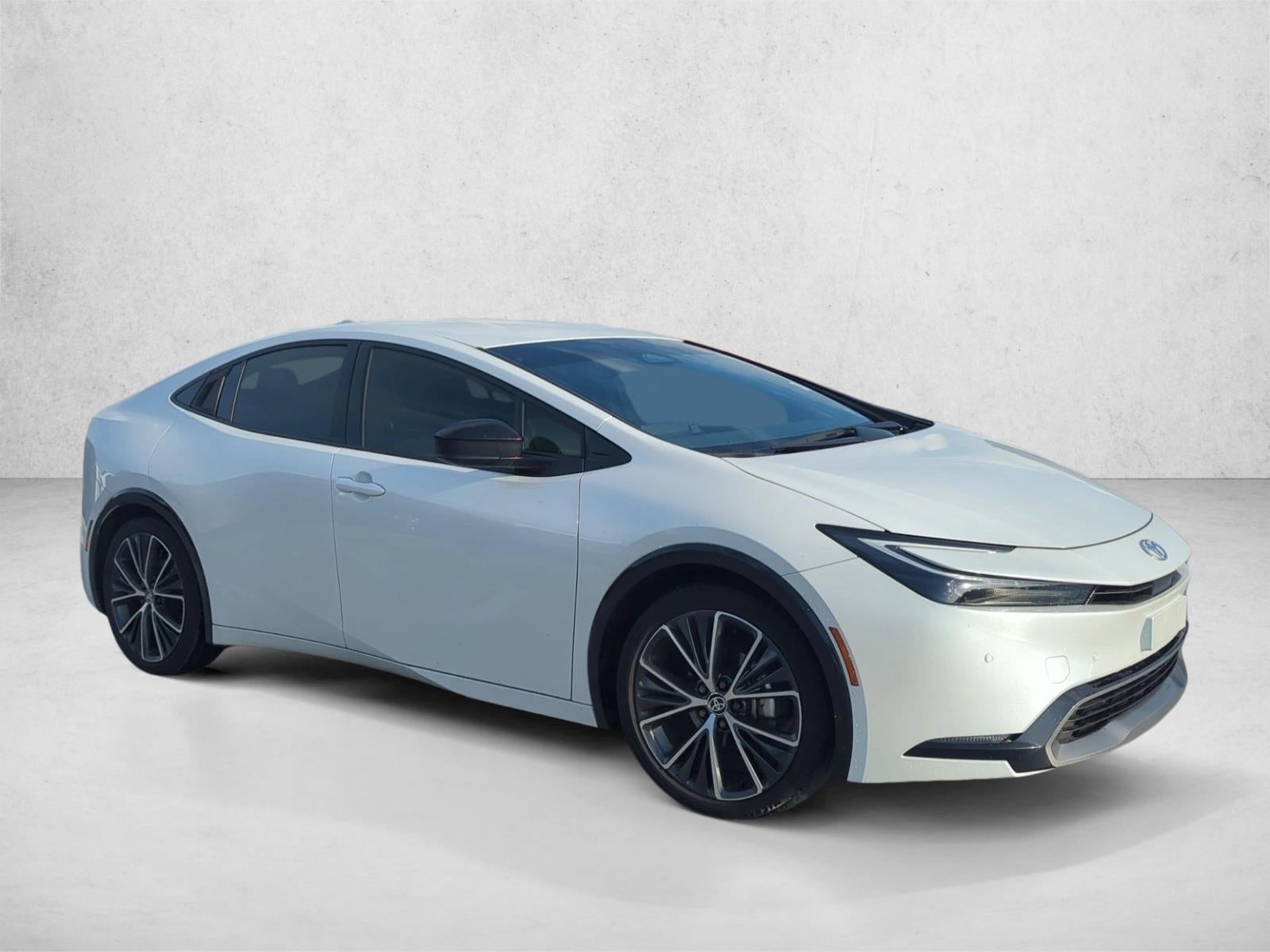 2025 Toyota Prius XLE (Natl)