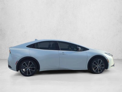 2025 Toyota Prius XLE (Natl)