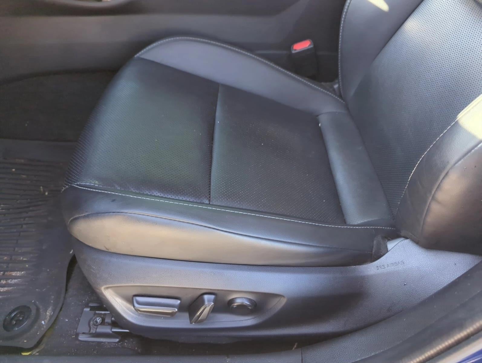 2024 Toyota Prius XLE (Natl)