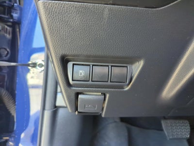 2024 Toyota Prius XLE (Natl)