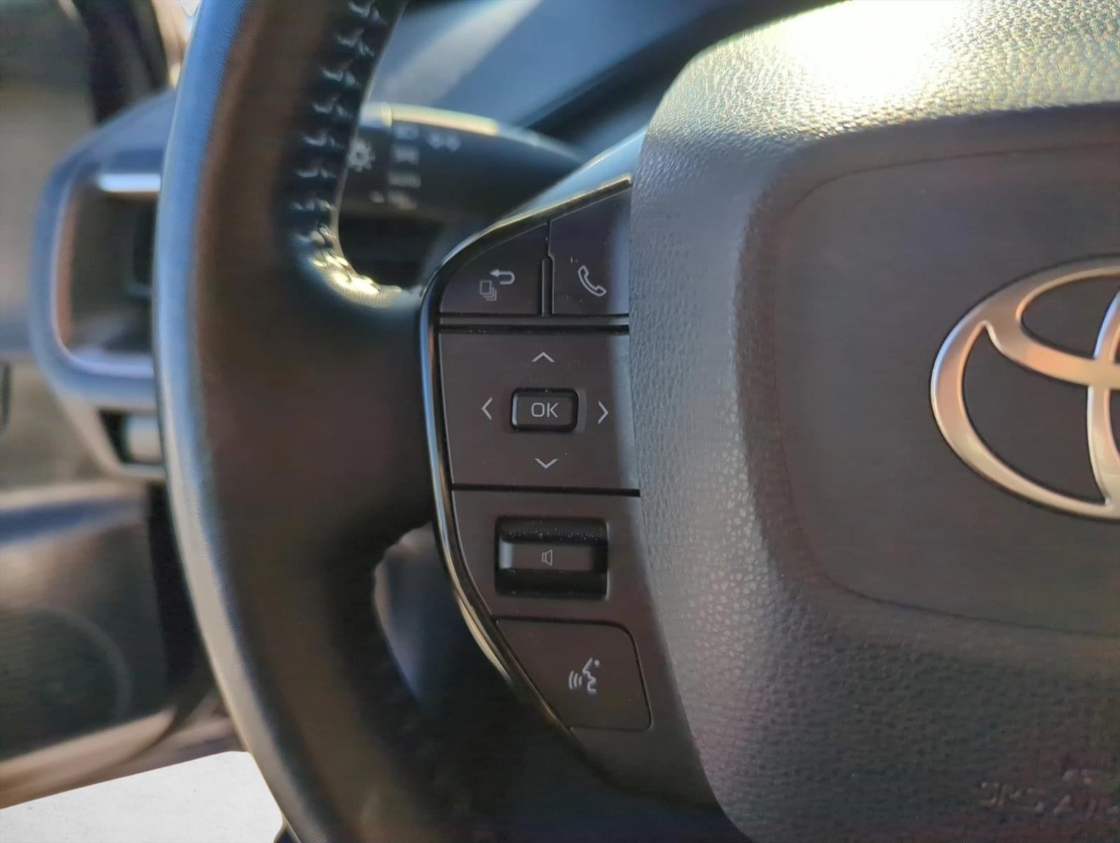 2024 Toyota Prius XLE (Natl)